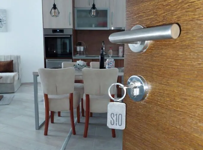 D&v Milmari S10 Апартаменты *